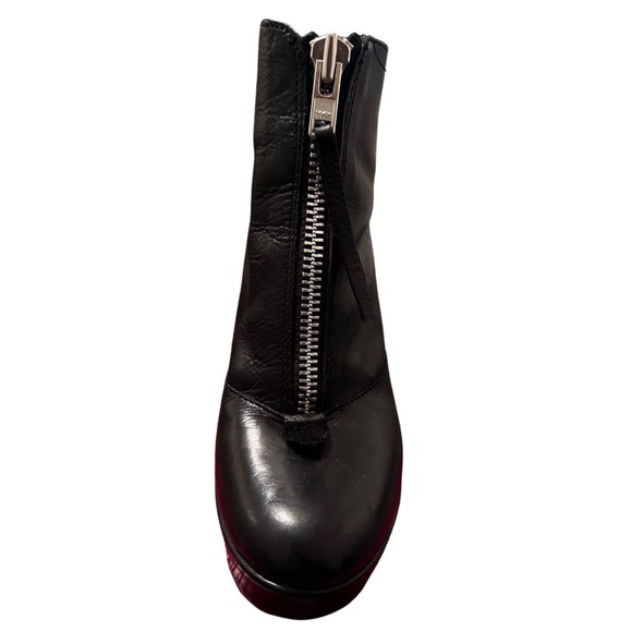 Topshop Black Leather Platform Ankle Boots with Front Zipper - Picture 7 of 13